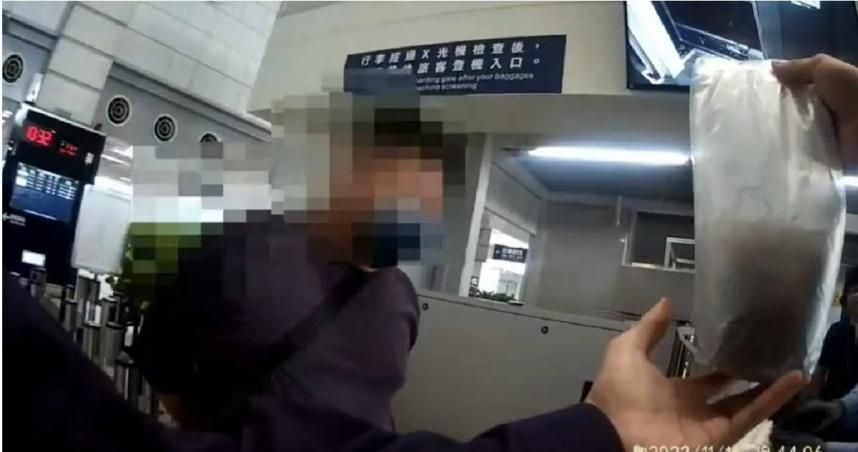 茶葉罐裝逾6萬尾鰻苗搭飛機遭攔　2男竟辨稱是「媽媽做的榨菜」