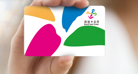 「夜店阿嬤」撿到悠遊卡不還！退月票買菸花6百…失主氣炸提告GG了
