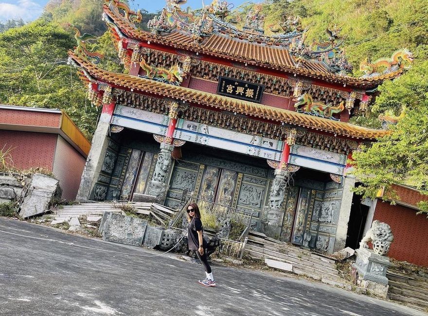 台版比薩斜塔！「嘉義振興宮」受八八風災重創　傾斜30度↑成隱藏景點