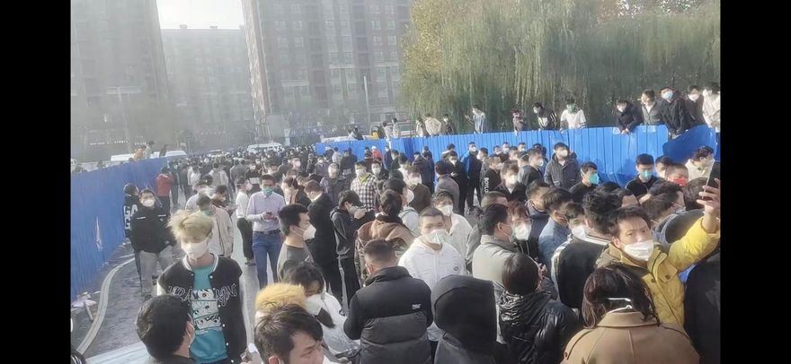 各說各話！員工抗議鄭州富士康拖欠獎金　鴻海：津貼都有按合約發放