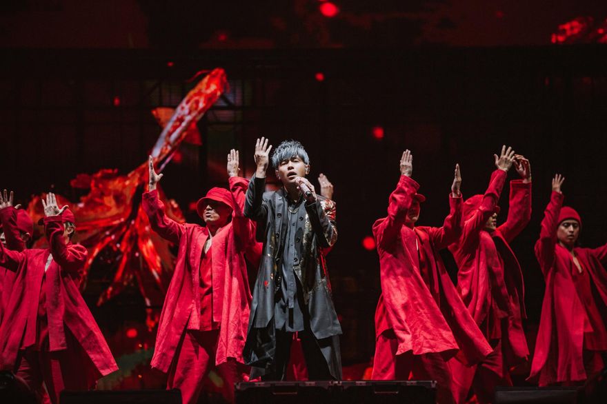 周杰倫新加坡開唱！「嘉年華」重現19年神曲　粉絲全嗨翻
