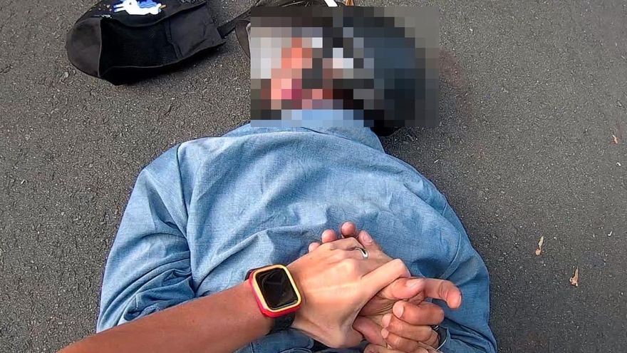 高雄男見警心虛急迴轉！遭攔查後還想跑…下一秒就被按地摩擦