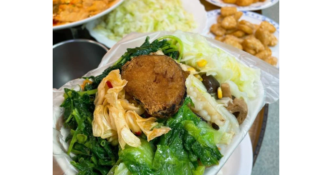 北部150元吃到飽你敢信！夾一輪就回本　網友大讚：老闆超佛！