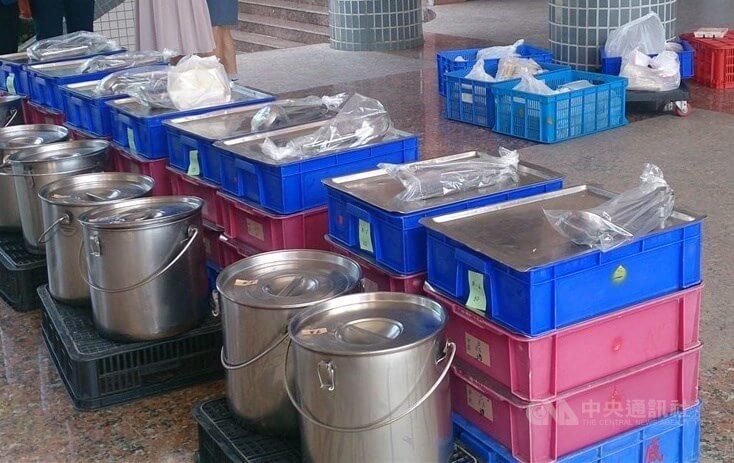 國小2學童午餐誤喝餿水「廠商懲處出爐」！北市：開罰2萬6＋暫停供餐2週