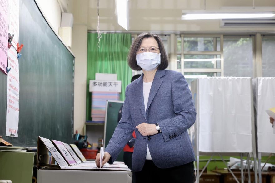 民進黨敗選檢討蔡英文喊假的？ 港媒戳破陰謀爆驚人真相