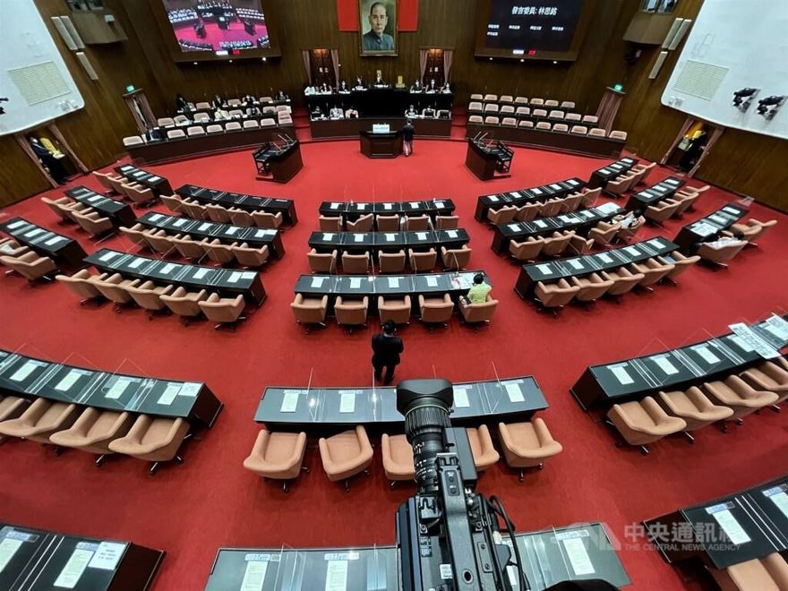 立院三讀　前瞻第4期特別預算2098億元　全數舉債