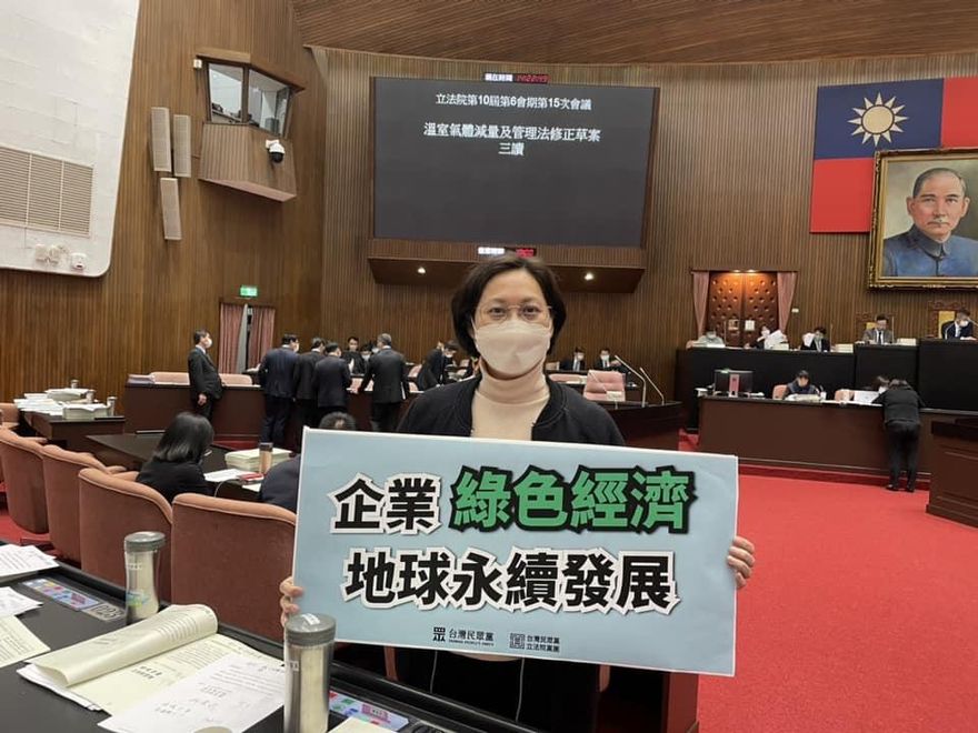 傳余正煌「不聽長官勸」考績被打乙等?陳明通「1舉動」遭她嗆爆下台：荒腔走板