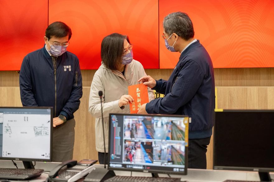 影/蔡英文「代理院長」挨譙：不倫不類！無政府狀態