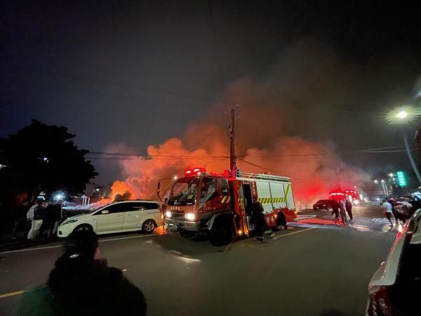 快訊/嘉義駕訓班除夕夜大火　「濃煙四竄瀰漫整路」