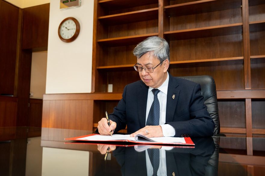 法院認證！陳建仁被控論文抄襲提告敗訴　王鴻薇：1450想對幹法院？