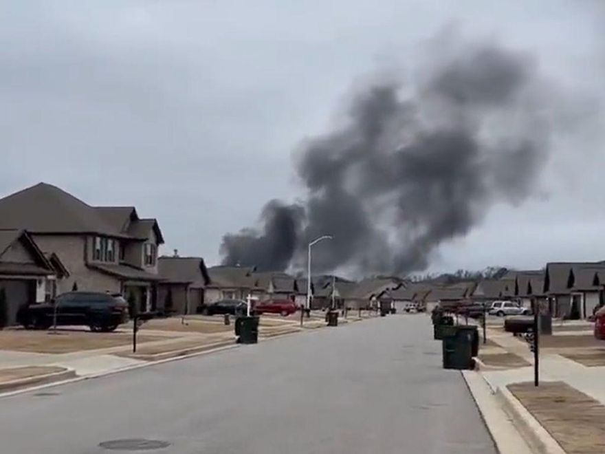 美軍黑鷹直升機墜毀！機組員全數身亡　現場影片曝光