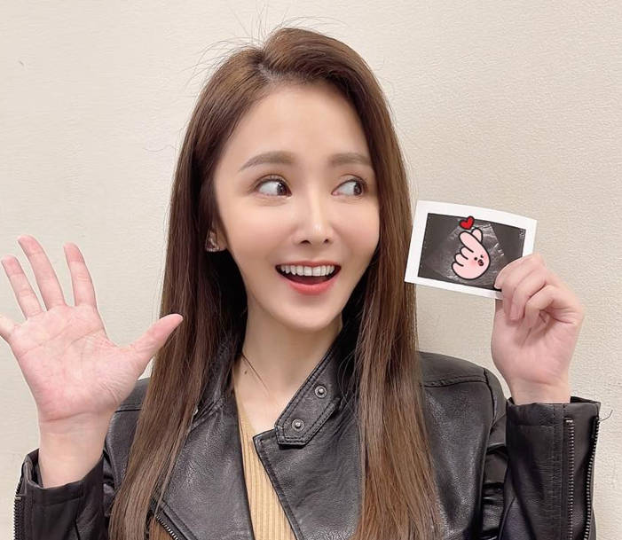 台8女星爆「想生龍鳳胎」！驚吐曾「以為牽手會懷孕」...夢想老公是他