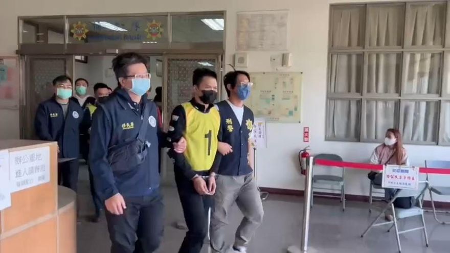 影/台南警逮涉毒移工！強勢攻堅逮7人查扣海量毒品