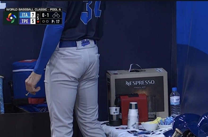 WBC棒球經典賽/喝義式咖啡也沒用！義大利休息區驚見這1物　網笑：以免第7局睡著
