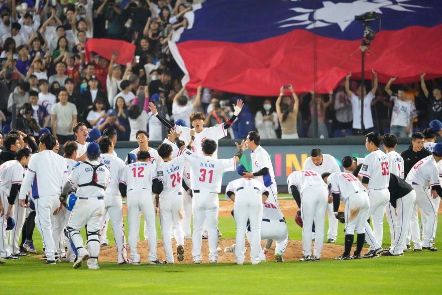 WBC中華隊戰勝荷蘭領珍奶囉！徐弘庭：12日南港直播派對發500杯