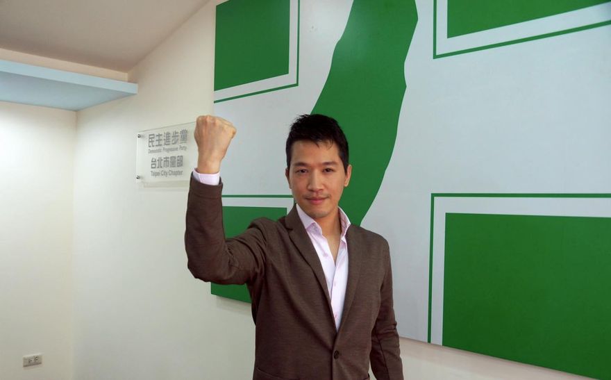 王世堅表態選到底！何志偉協調前再開酸：我做事不做秀