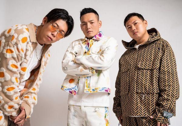 玖壹壹春風突PO黑白照悼念他！發文喊「幫你照顧兒女」　健志、洋蔥也留言