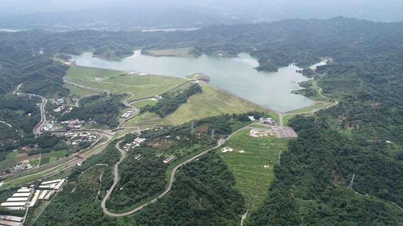 梅雨晚到！湖山水庫蓄水量逼近「百年大旱底線」即起減供　受影響的有…
