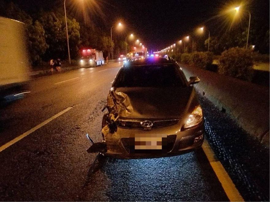 影/國1台南路段「3車追撞」！8人受傷拒送醫　車頭撞爛慘況曝光