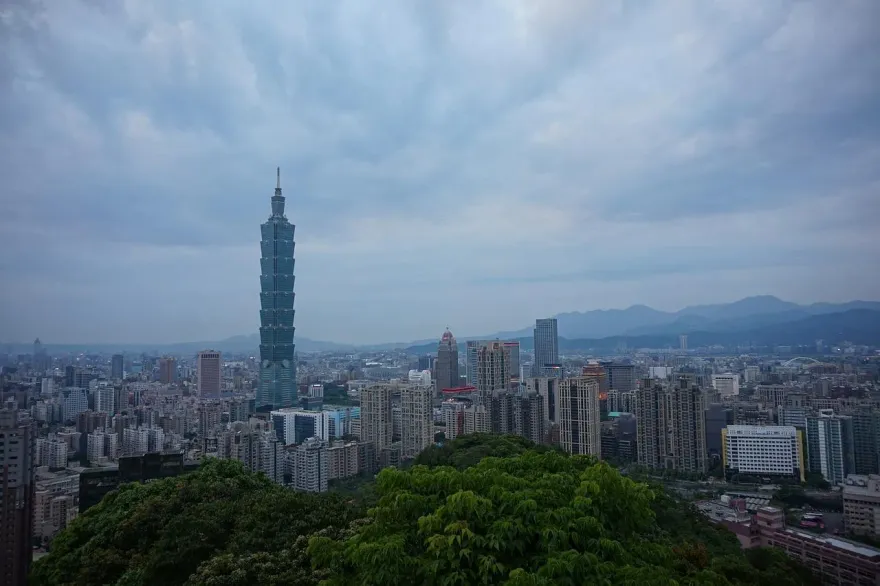 入夜凍破10度！新北、基隆大雨特報　下週2波冷空氣南下