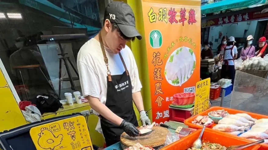沈建宏賣掉2千萬房！淡出幕前市場「擺攤剁肉」　認了房貸壓力大