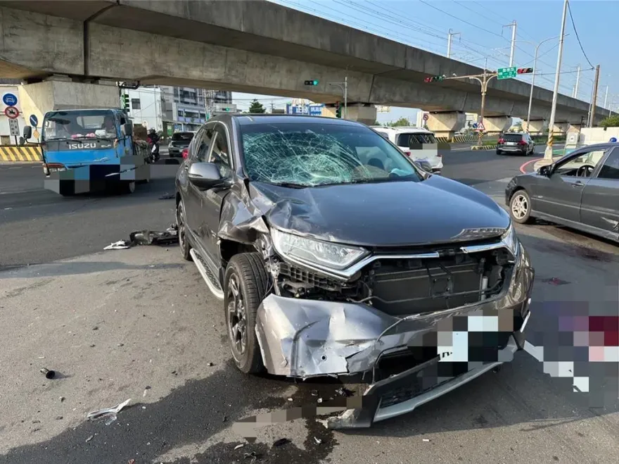 讓人心碎的父親節！桃園39歲警英年早逝　上班途中遭違規休旅車猛撞亡