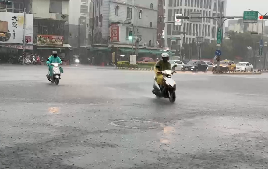北市府發天氣警特報　信義區最大時雨量15毫米