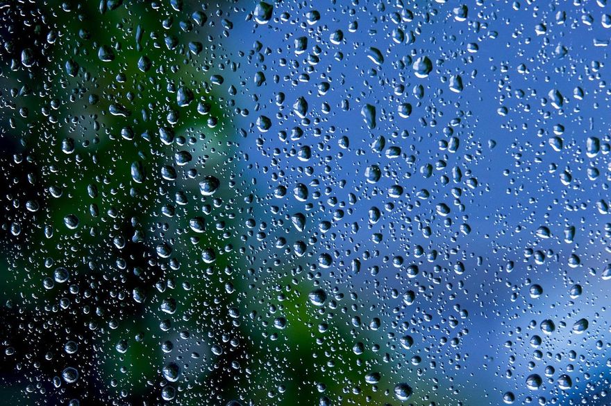 周末濕答答！鋒面+東北季風來襲　短時強降雨機率高