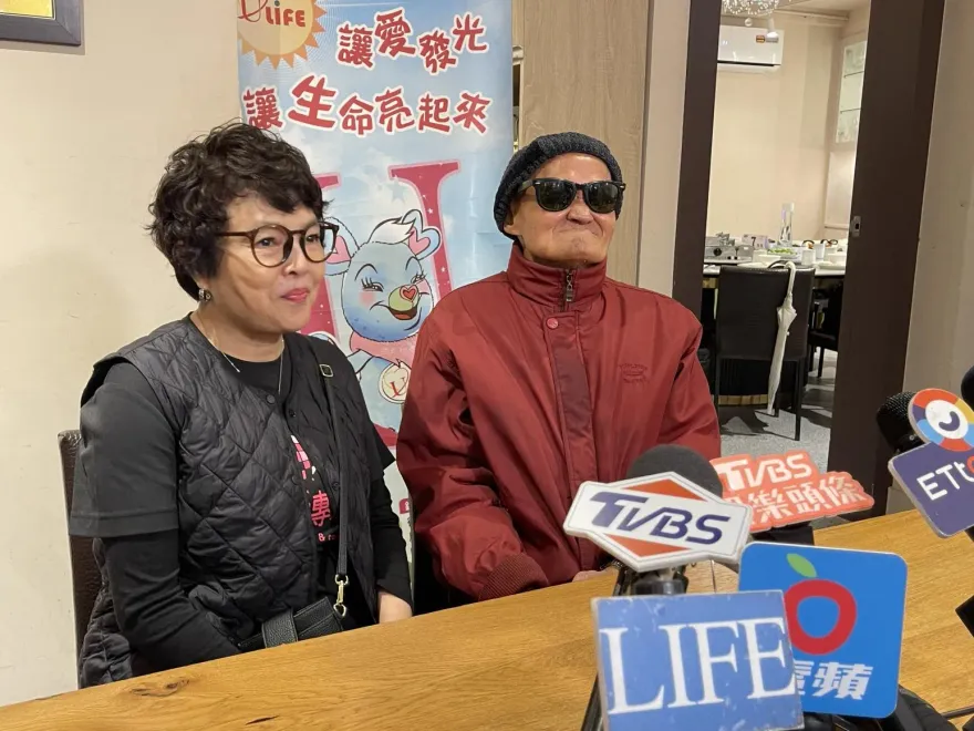李炳輝愛妻摔倒二度入院　藍如潔、紀寶如雙雙骨折