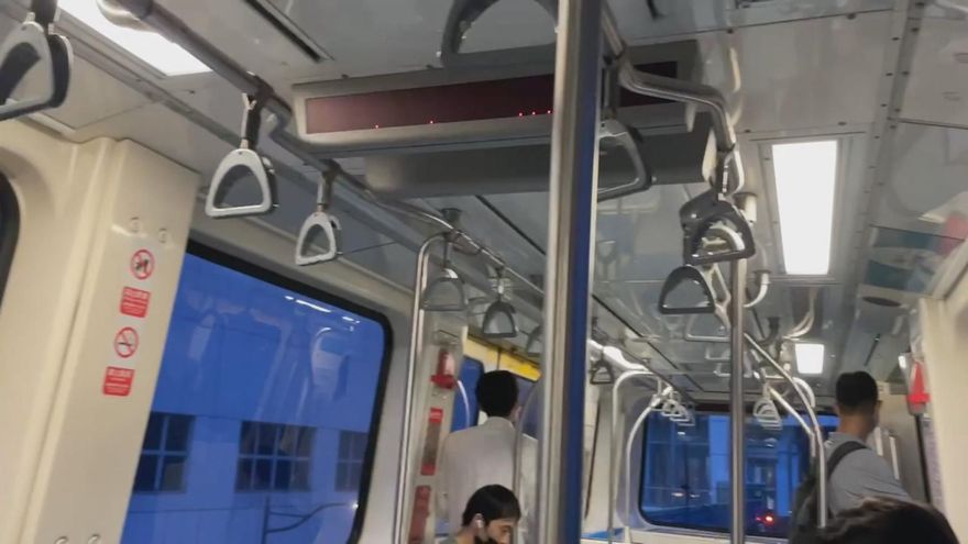 雷雨狂炸！北捷文湖線爆異常　運行停靠受影響