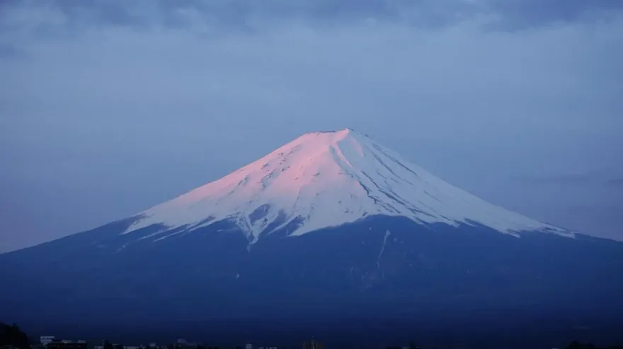 爬富士山注意！靜岡縣自今夏起　每人徵收4千日圓「入山費」