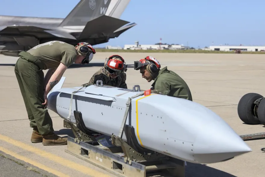 我國採購AGM-154C進度延宕　空軍兩度催促美方