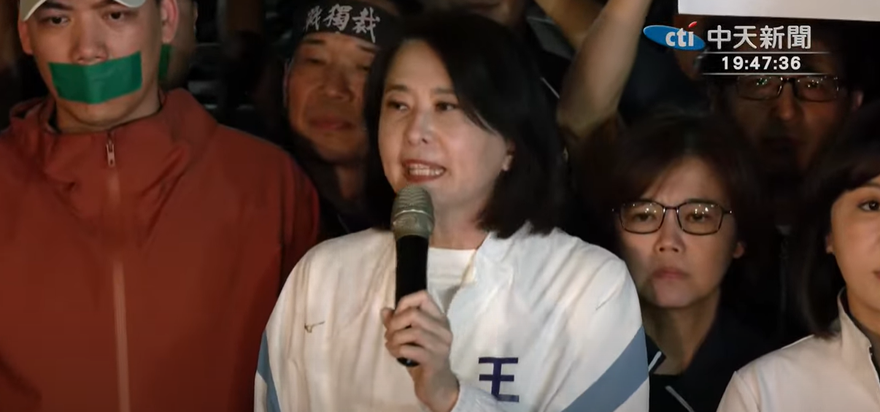 罷團急了？　王鴻薇揭青鳥鬧場想製造新聞