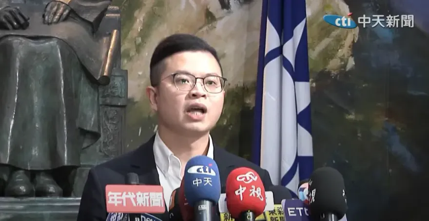 與美談判後台幣飆升太巧合？　凌濤質疑「台版廣場協議」