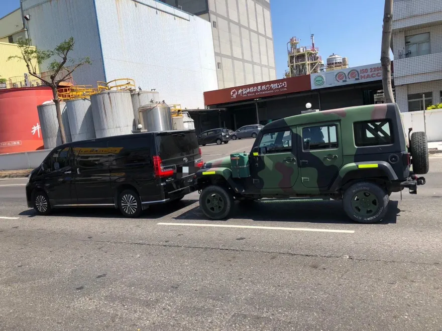 高雄軍車追撞「日系商旅運兵車」！軍方駕駛稱煞車失靈