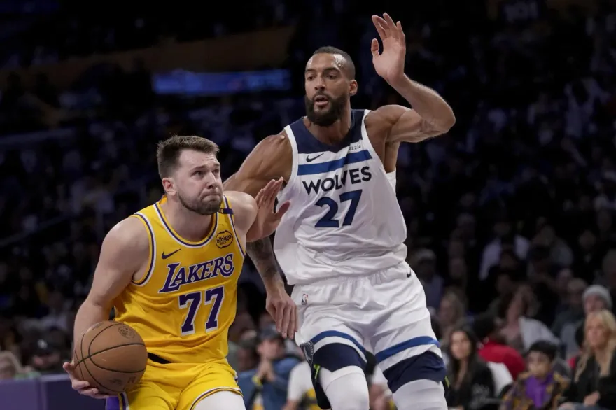NBA/唐西奇準大三元領軍！湖人復仇灰狼　1:1扳平系列賽