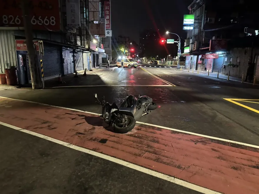 影/土城嚴重車禍！7旬翁遭機車撞飛　骨折頭部重創命危