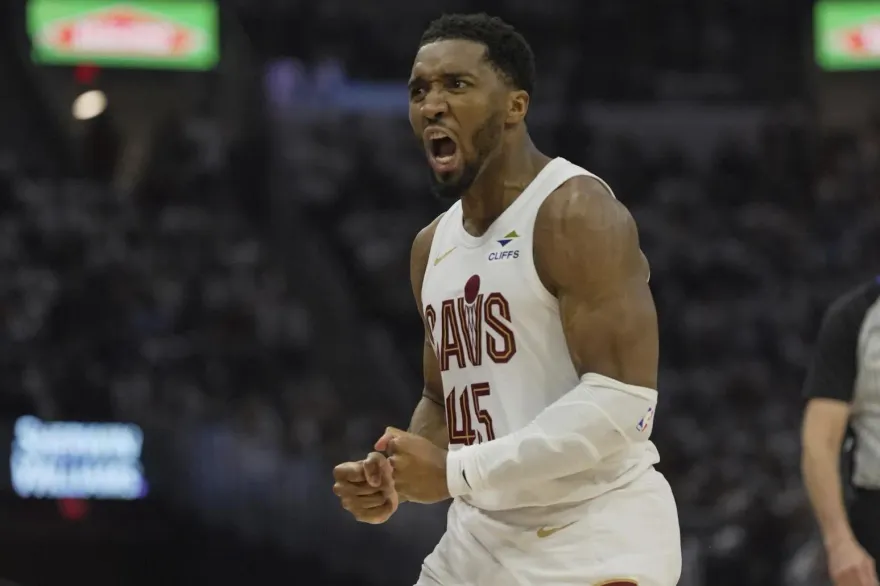 NBA/騎士火力全開創紀錄！米契爾「1鬼神數據」比肩詹皇