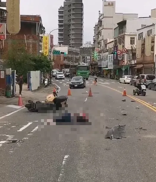桃園重大車禍！騎士肢體扭曲命喪輪下　肇事駕駛棄車逃逸