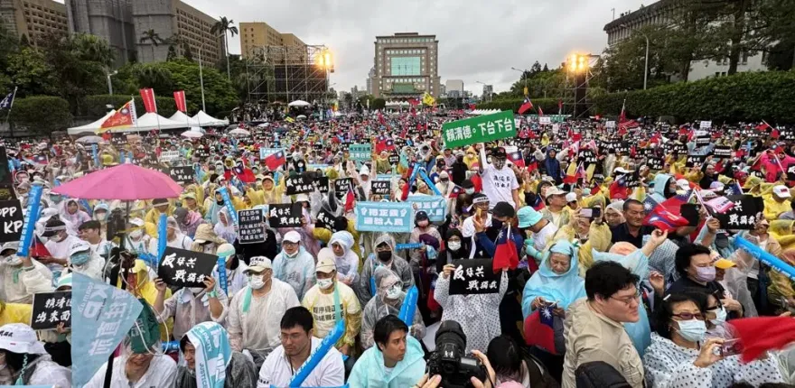 影/法西斯10大特徵！謝寒冰一看驚喊：民進黨不是在做這些事嗎