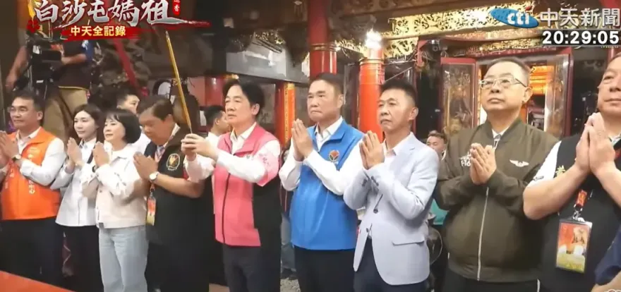 賴清德赴拱天宮贈匾、迎媽祖出神龕　祈求台灣國泰民安