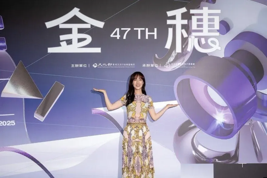 挑戰豬肉攤上激情戲　小薫滿身豬油慘遭「五花肉」打臉