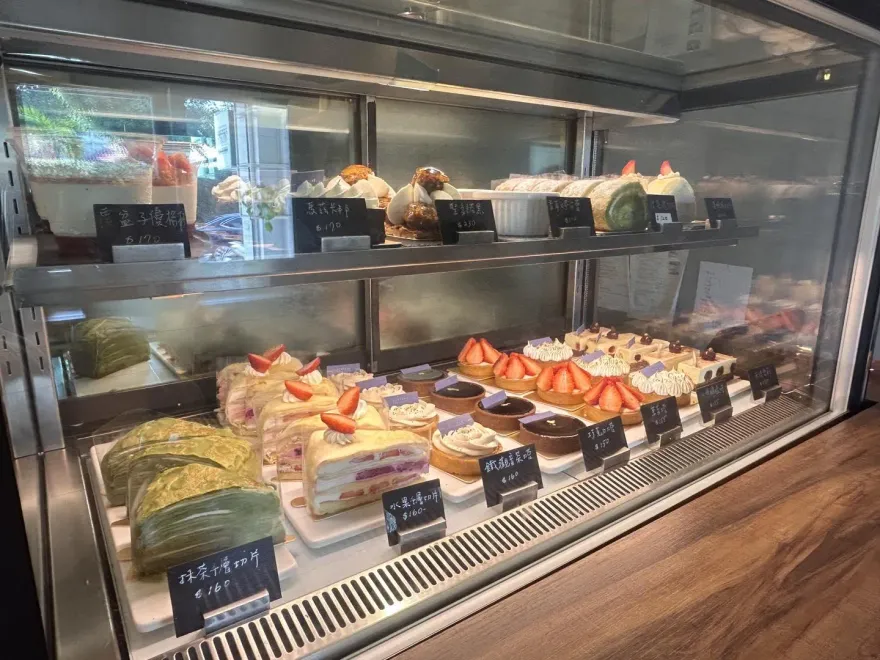 嘉義甜點老店取消吃到飽！店家遭圍剿回嗆「入土平安」