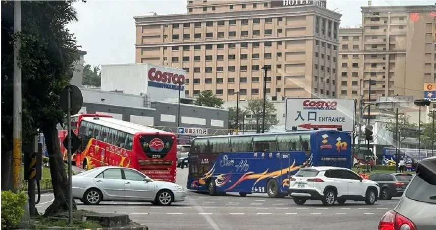 好市多被發現多輛遊覽車駛入　知情者解答：他們宜蘭來的