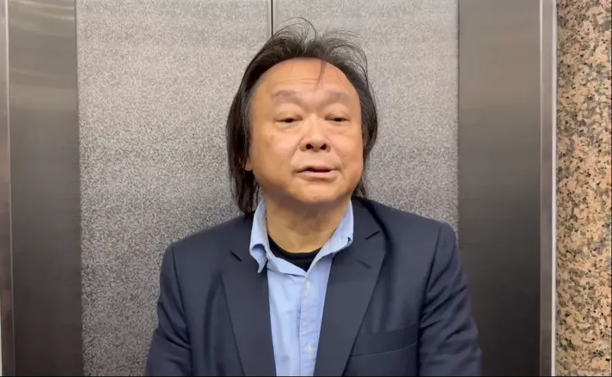 郭智輝不用下台了？「郭黑」王世堅大轉彎讚：他有努力