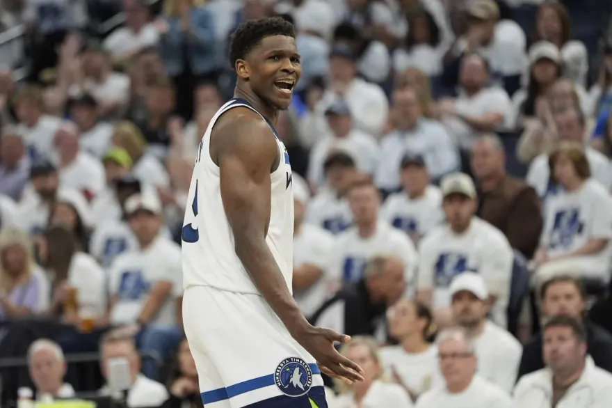 NBA/表現低迷遭主帥點名喪失鬥志！愛德華茲：可以怪我