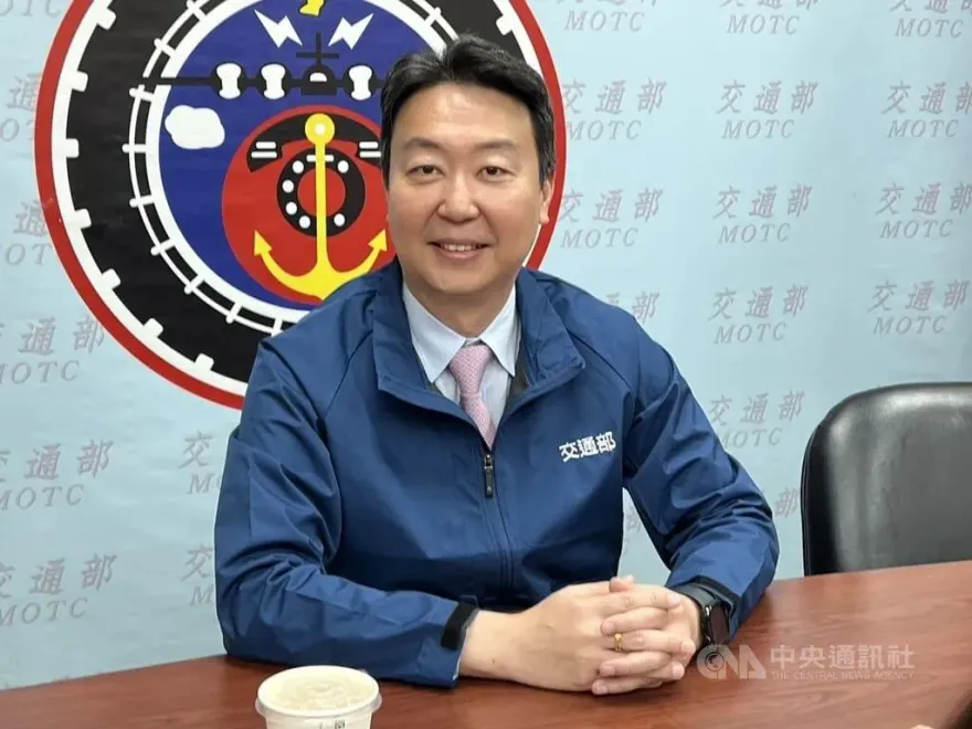 讓卓揆口誤嘉義輕軌中央埋單！交通部長出面道歉了