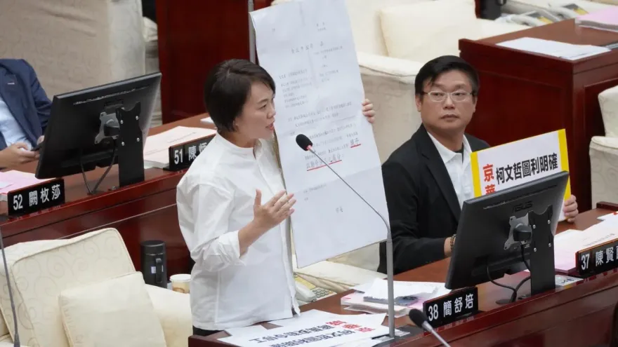 簡舒培又翻車！嗆蔣萬安「瞎扯民進黨救援」網傻眼轟：敢不敢譴責陳其邁