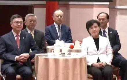 還在吵缺錢　卓榮泰就職將滿一年、用杯子蛋糕代大蛋糕