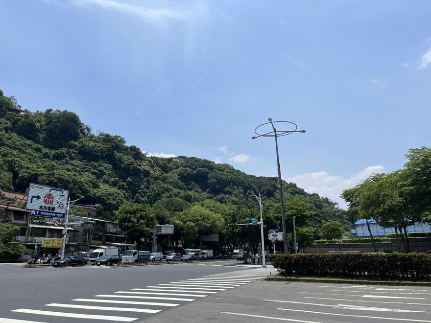 7縣市高溫狂飆36度　週末鋒面報到「全台溼答答」